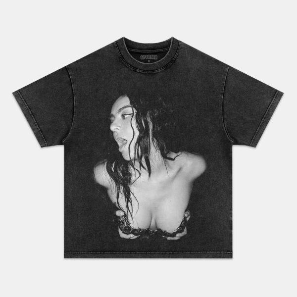 CHARLI XCX 12.31 TEE - Image 2
