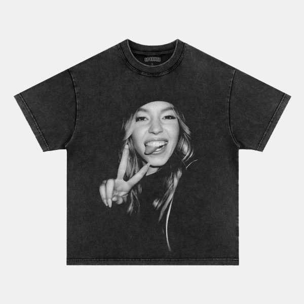SYDNEY SWEENEY TEE - Image 2